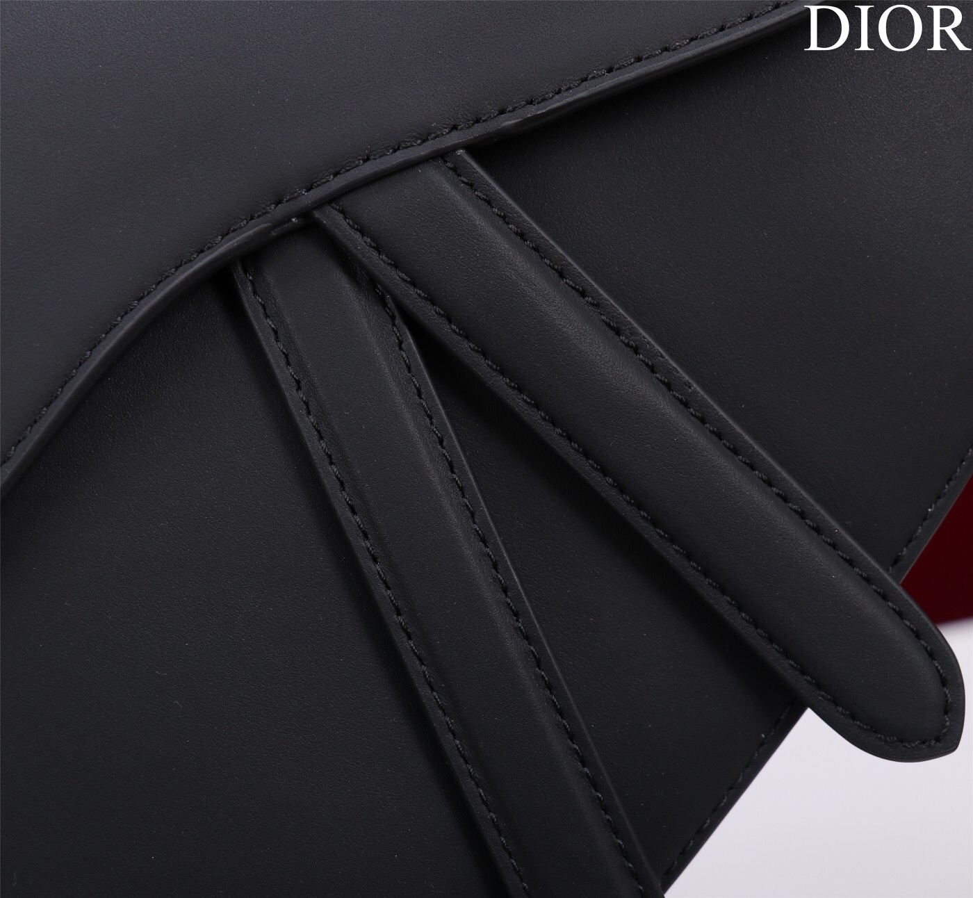 Dior SADDLE BAG WITH STRAP Black Ultramatte Calfskin M0455SLLO