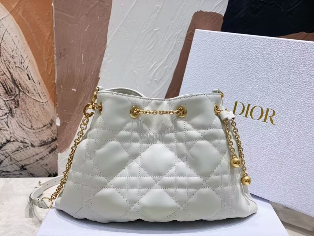 MEDIUM DIOR AMMI BAG Sand white Supple Macrocannage Lambskin M22566F