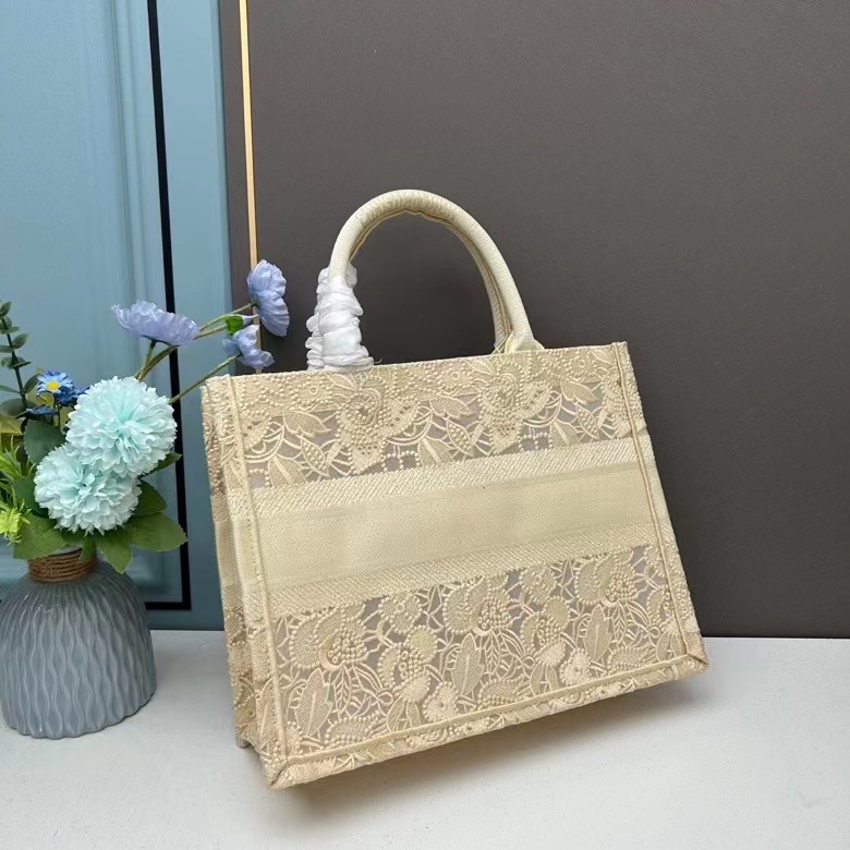 MEDIUM DIOR BOOK TOTE Effect M1296ZSEL Natural