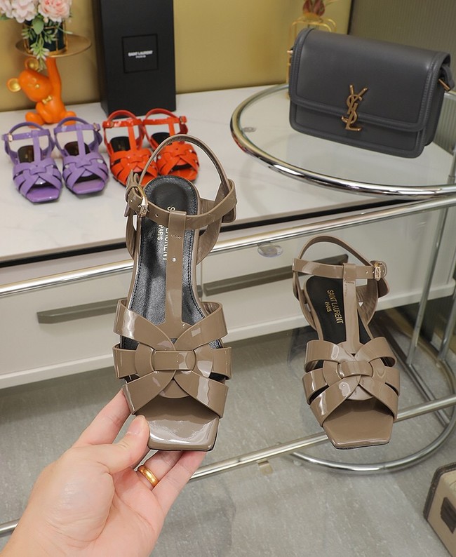 YSL SANDAL Calfskin 93302-5