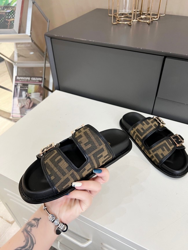 Fendi slippers 93314-4