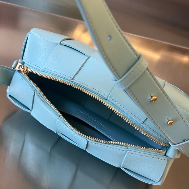 Bottega Veneta Brick Cassette 709360 sky blue