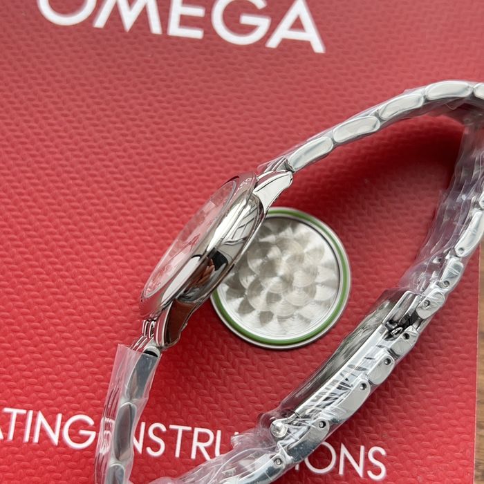 Omega Watch OMW00205