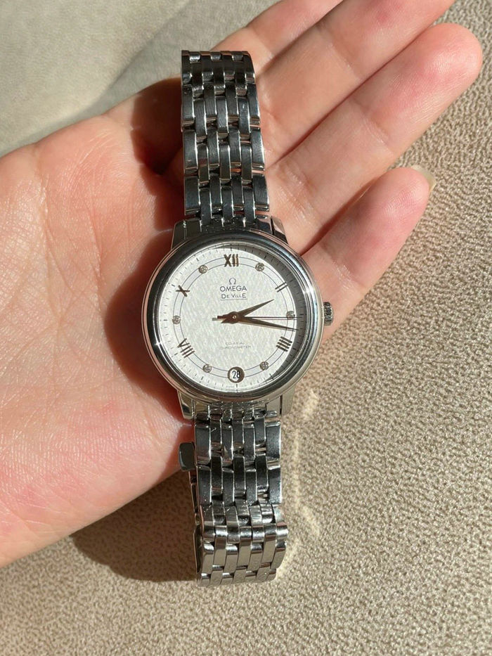 Omega Watch OMW00232