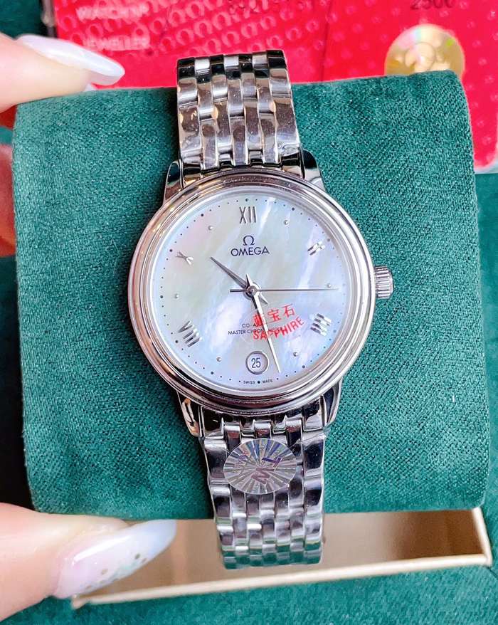 Omega Watch OMW00241