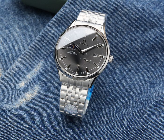 Omega Watch OMW00344