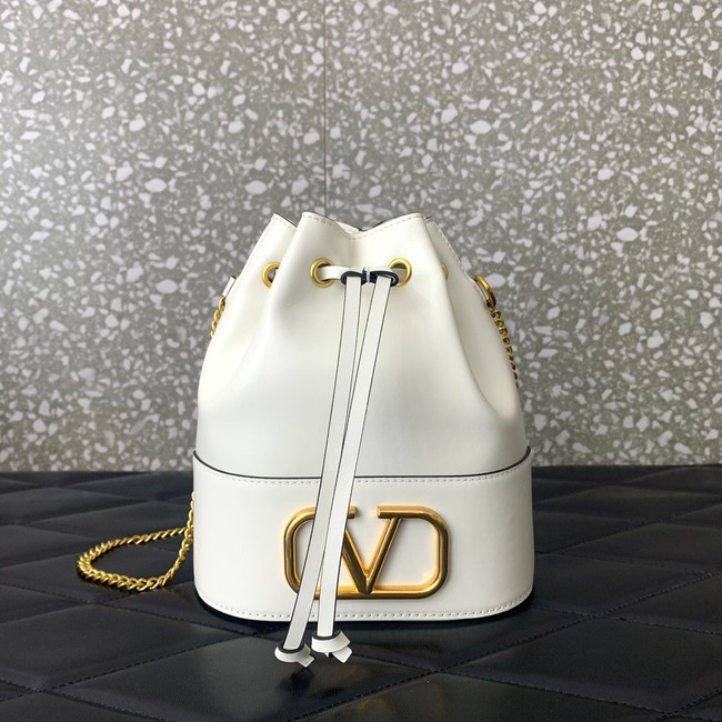 VALENTINO VLOGO SIGNATURE Lambskin Mini Bucket Bag FI16 white