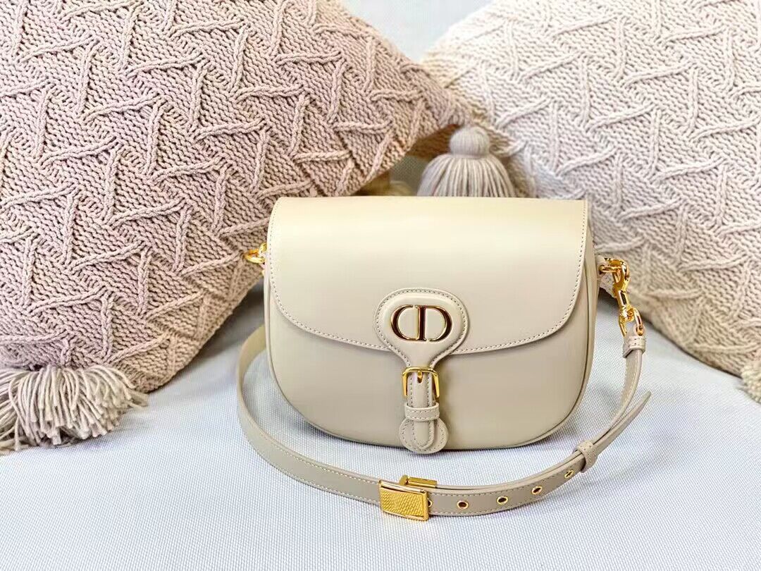 MEDIUM DIOR BOBBY BAG Box Calfskin M9319 Cream