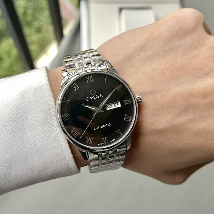 Omega Watch OMW00393-4