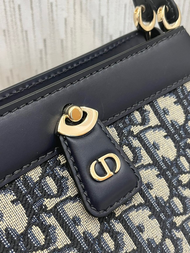 SMALL DIOR KEY BAG Blue Dior Oblique Jacquard M1843O