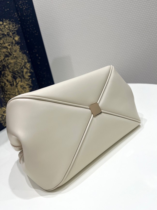 SMALL DIOR KEY BAG Dusty Ivory Box Calfskin M1844O