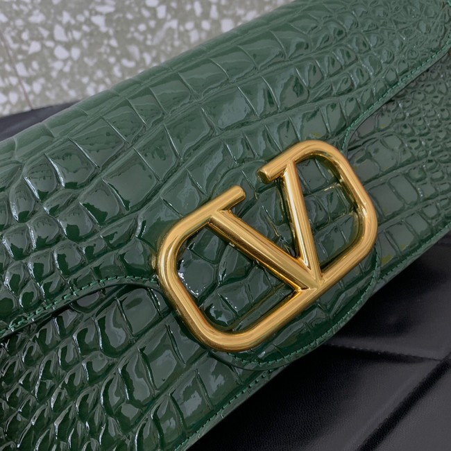 VALENTINO GARAVANI Loco Calf leather bag 2A0K30 green