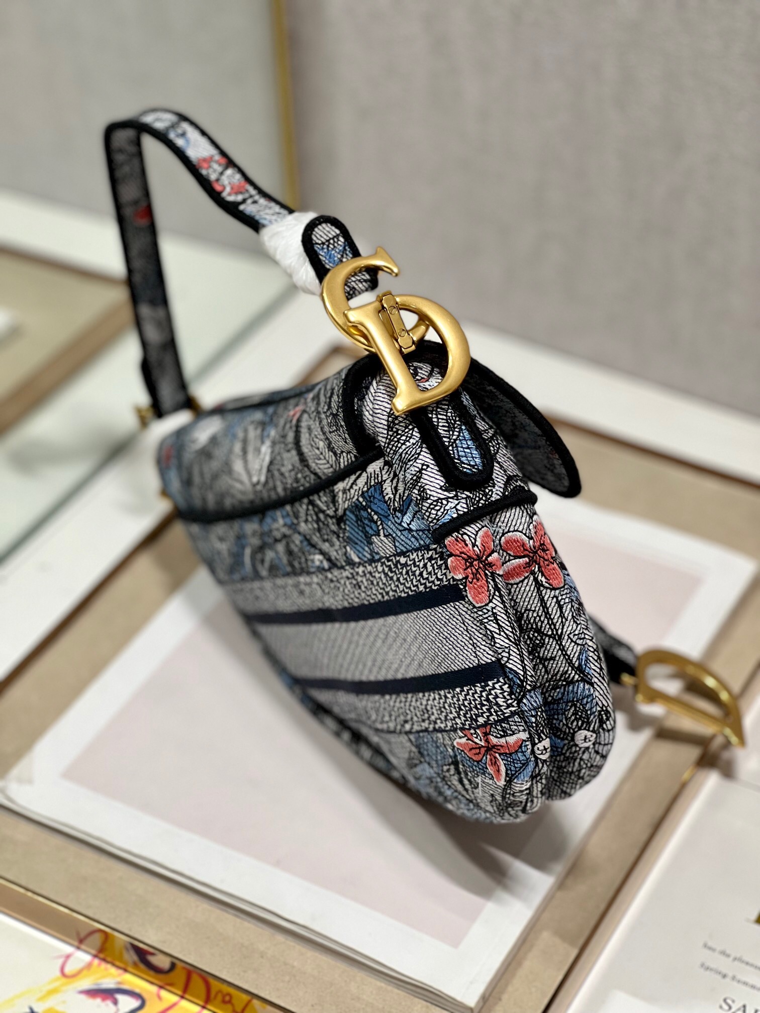 DIOR SADDLE BAG Multicolor Embroidery M0446CE blue