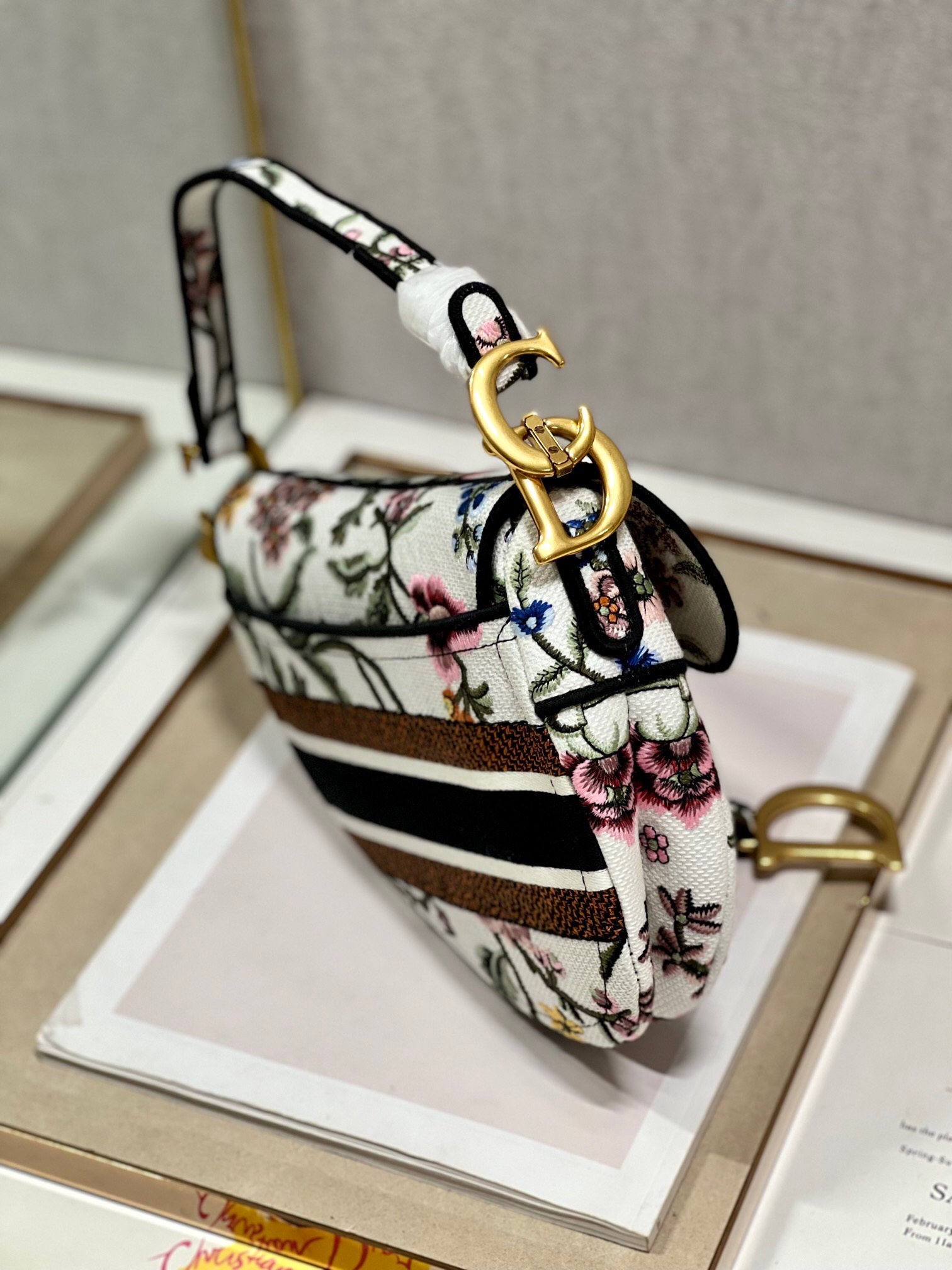 DIOR SADDLE BAG White Multicolor Dior Petites Fleurs Embroidery M0446CEA