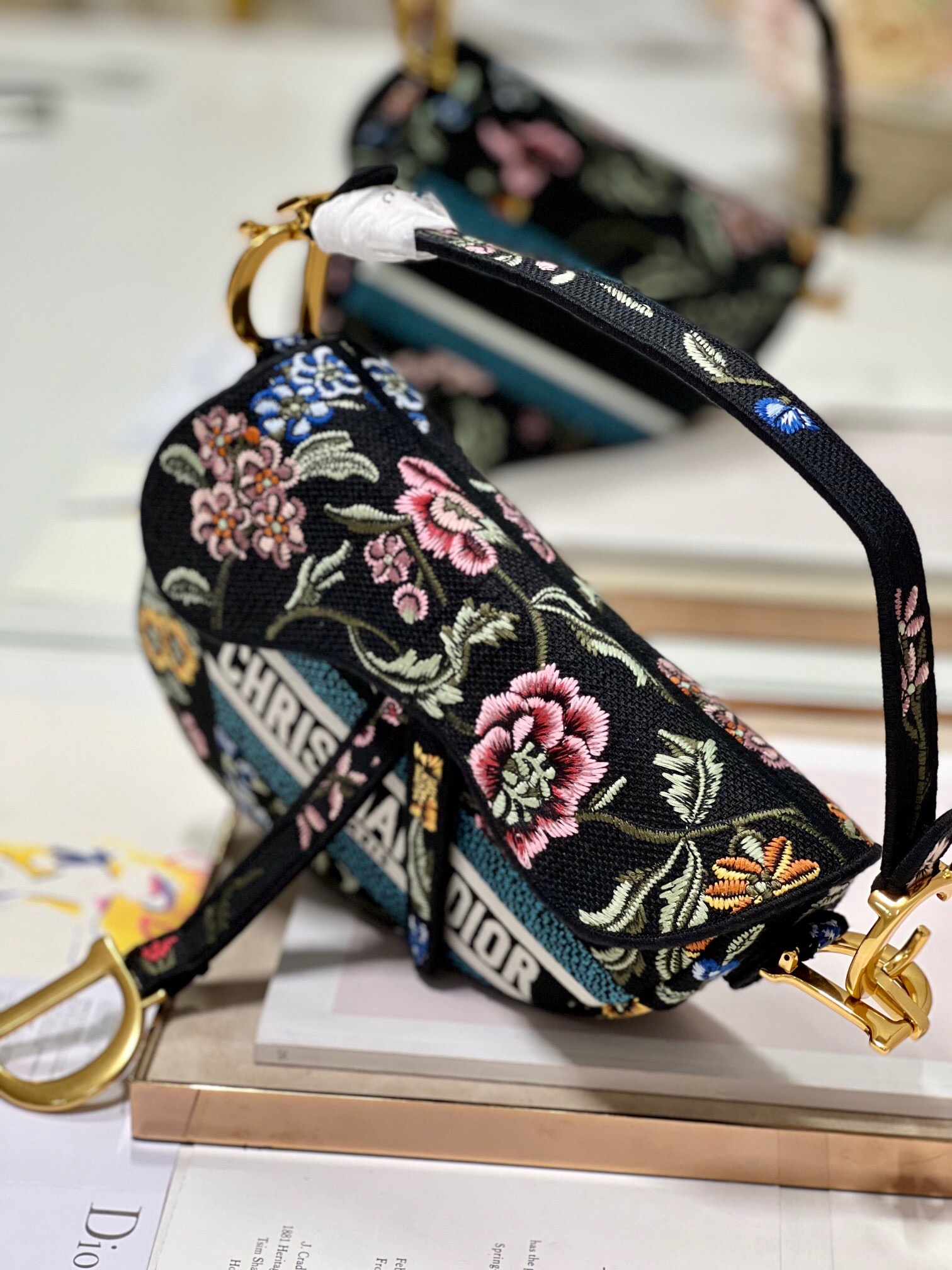 DIOR SADDLE BAG black Multicolor Dior Petites Fleurs Embroidery M0446CE