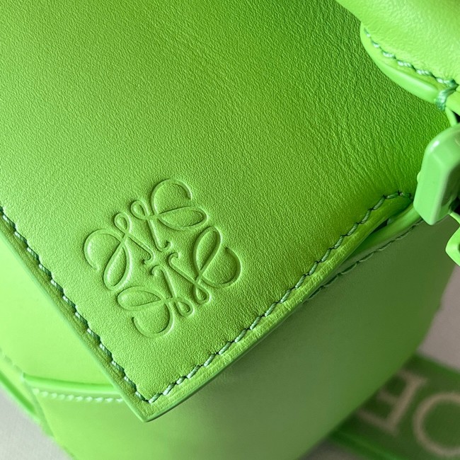 Loewe Puzzle Bag Leather 052239 green