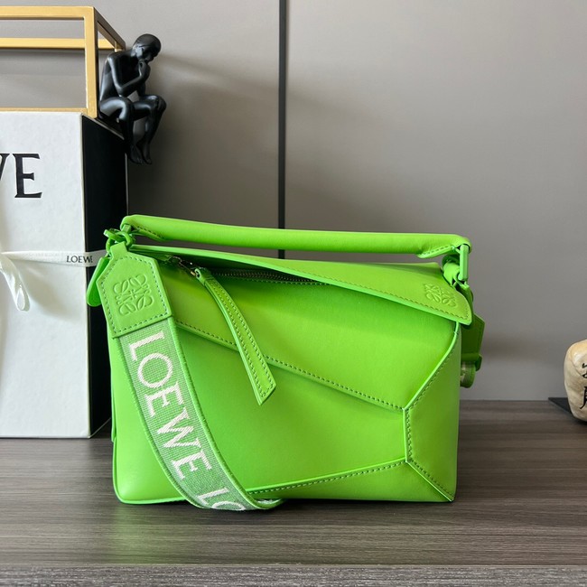 Loewe Puzzle Bag Leather 052239 green