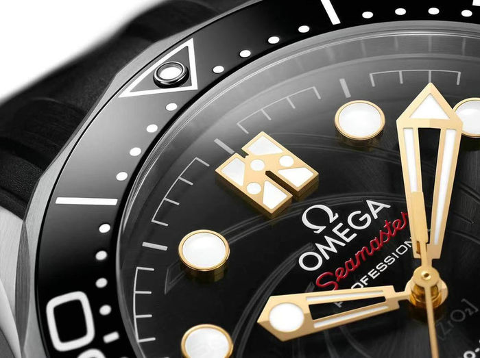 Omega Watch OMW00483