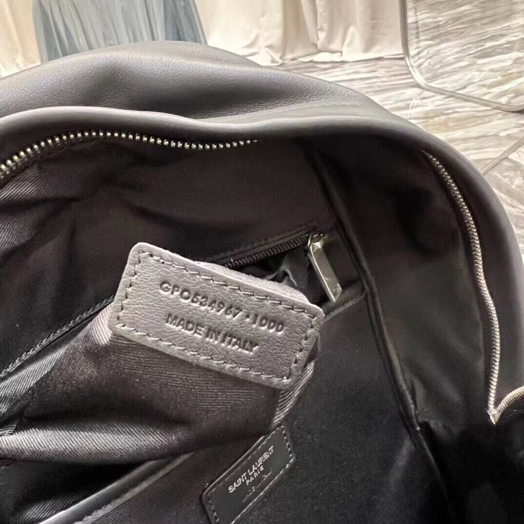 SAINT LAURENT LEATHER small knapsack Y886654 black