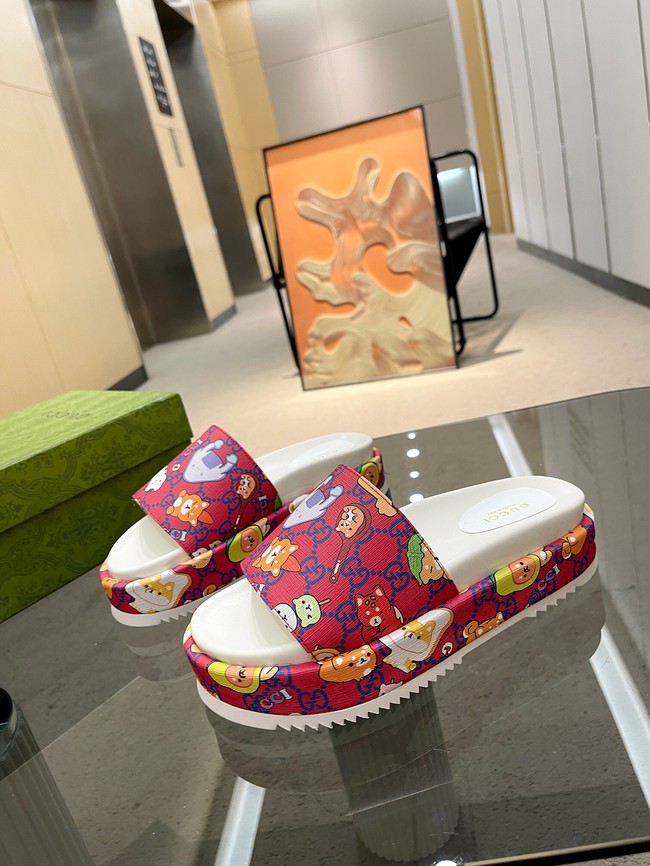 Gucci Womens jumbo GG platform slide sandal 93346-6