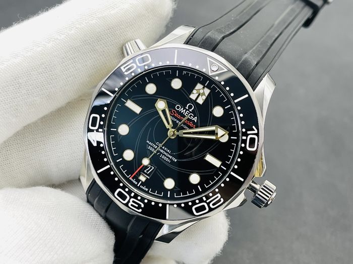 Omega Watch OMW00593