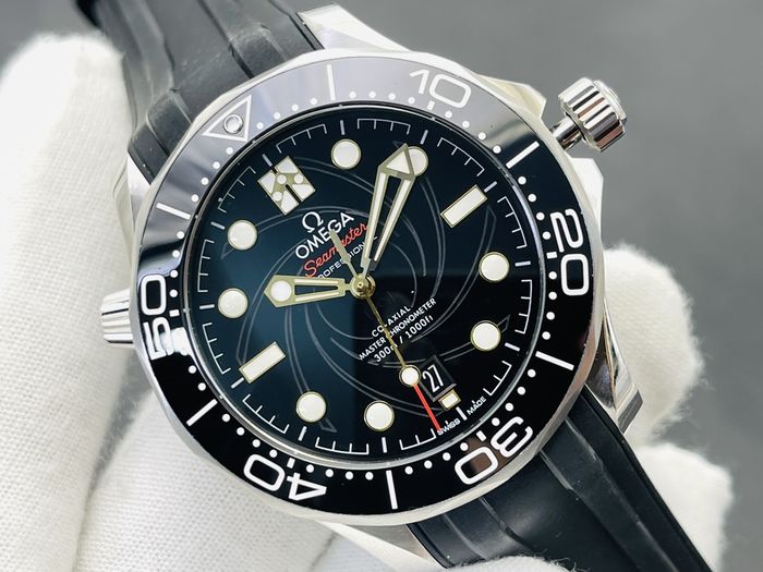 Omega Watch OMW00593