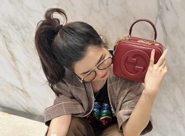 Gucci Blondie top handle bag 744434 wine