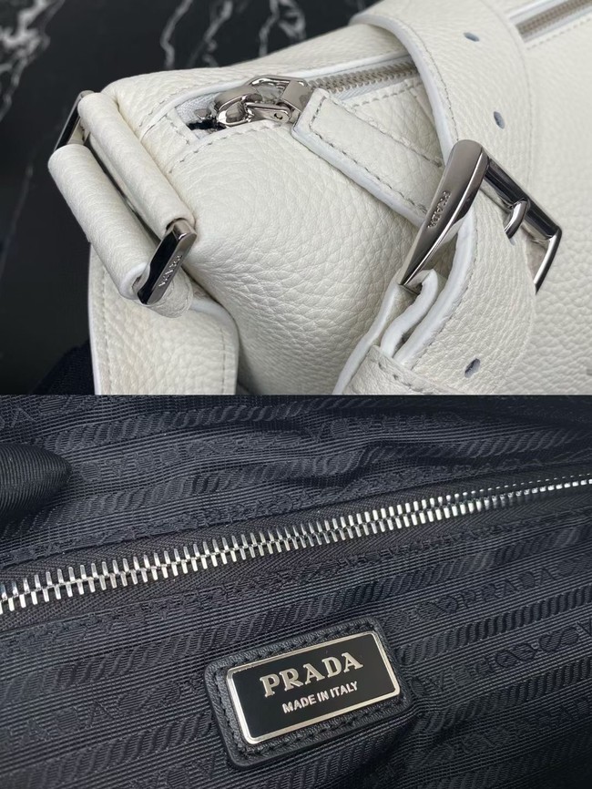 Prada Leather bag with shoulder strap 2VH165 white