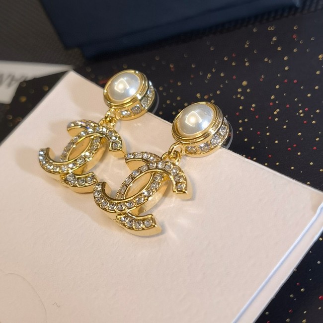 Chanel Earrings CE11622