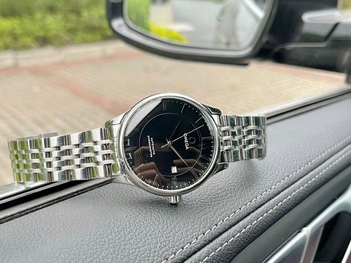 Omega Watch OMW00627-4