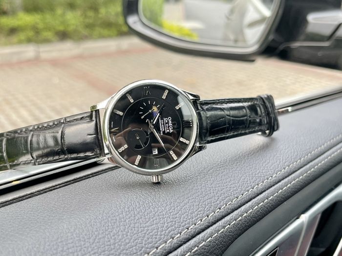 Omega Watch OMW00629-3