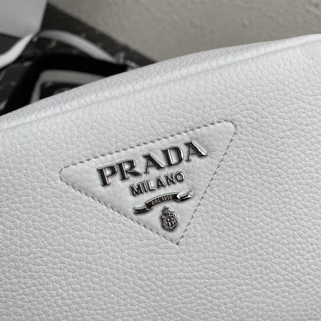 Prada Leather shoulder bag 1BH192 white