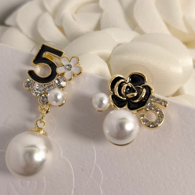 Chanel Earrings CE11679