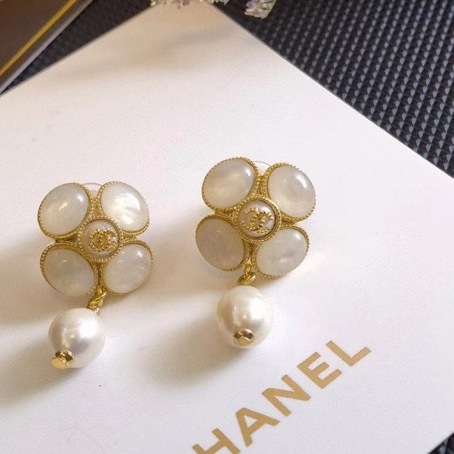 Chanel Earrings CE11681