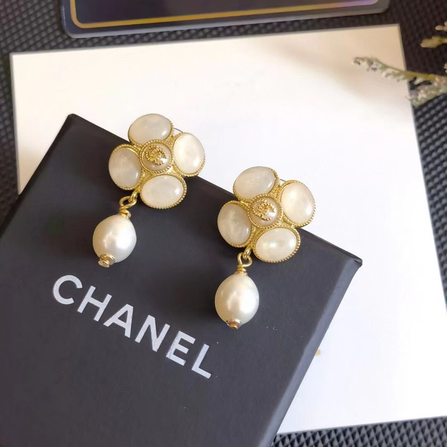 Chanel Earrings CE11681