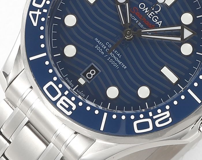 Omega Watch OMW00687