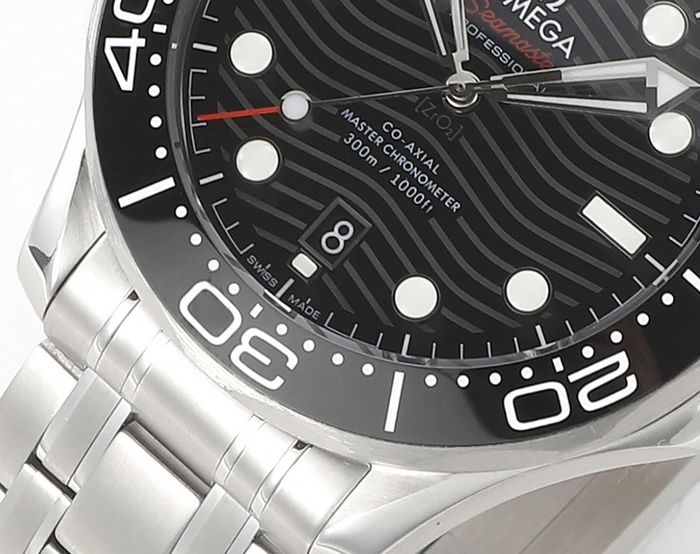 Omega Watch OMW00689