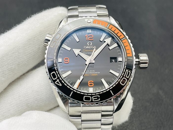 Omega Watch OMW00753