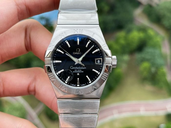 Omega Watch OMW00766