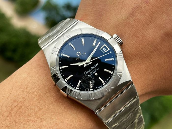 Omega Watch OMW00766