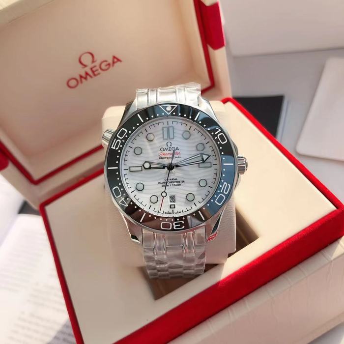 Omega Watch OMW00772