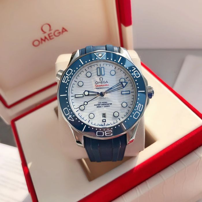 Omega Watch OMW00777