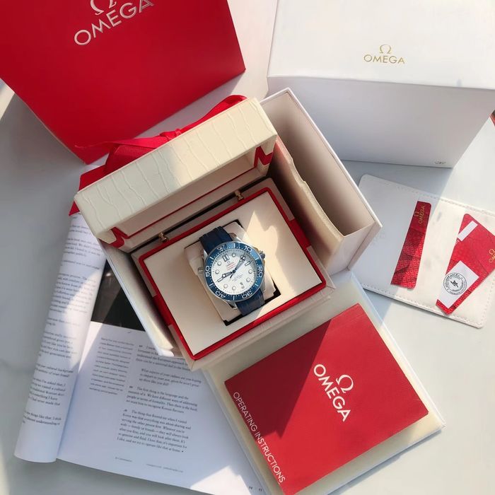 Omega Watch OMW00777