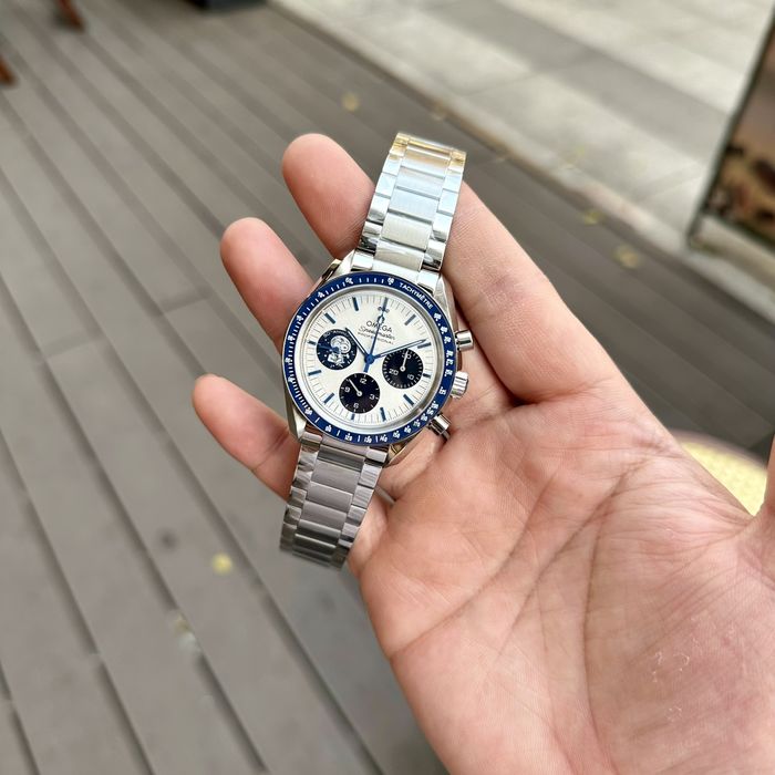 Omega Watch OMW00779