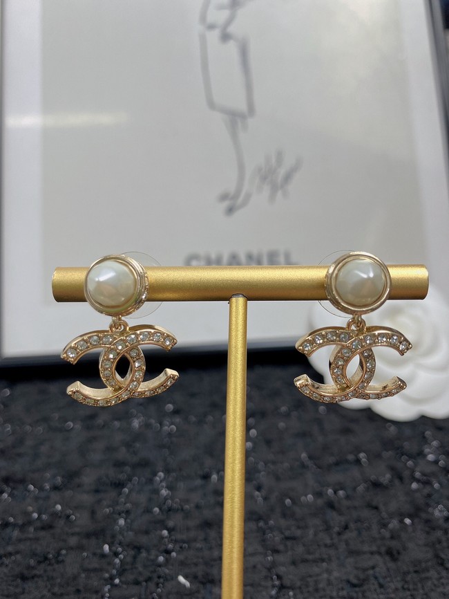 Chanel Earrings CE11685