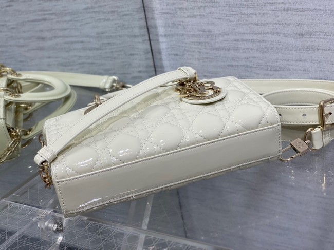 Dior SMALL LADY D-JOY BAG Patent Cannage Calfskin M0613OW white