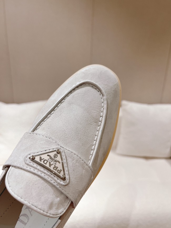 Prada leather loafers 93415-1