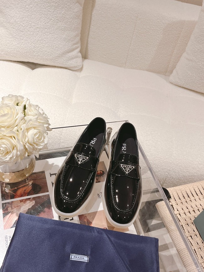 Prada leather loafers 93415-5