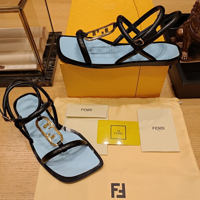 Fendi SANDALS 93477-4