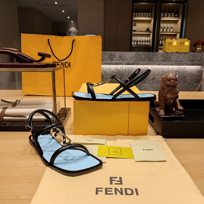 Fendi SANDALS 93477-4